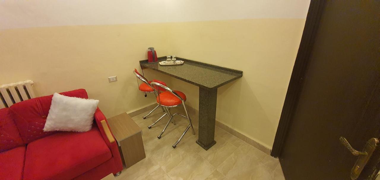 Aljazeera Hotel Apartments 암만 외부 사진