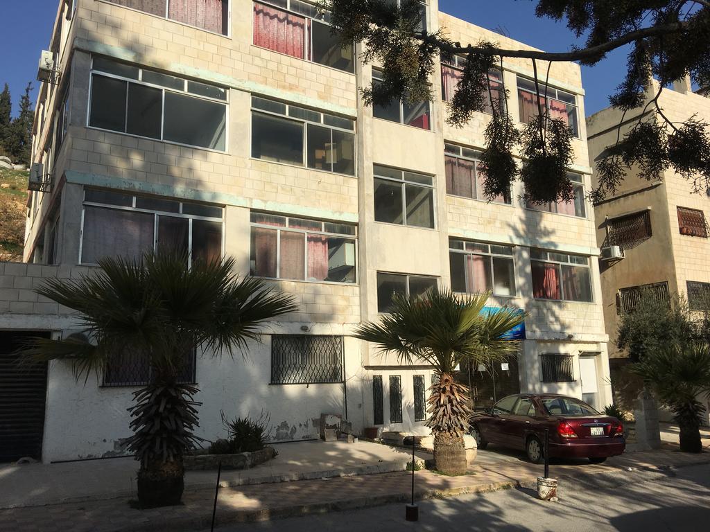 Aljazeera Hotel Apartments 암만 외부 사진