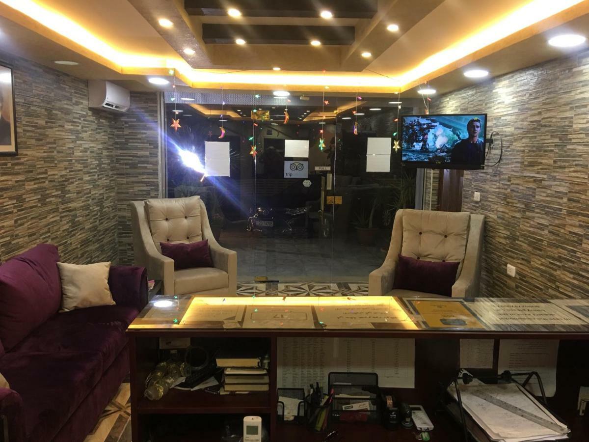 Aljazeera Hotel Apartments 암만 외부 사진